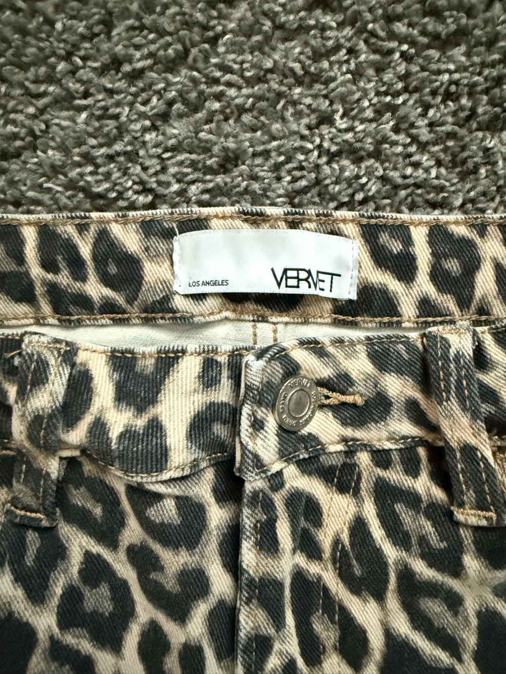 VERVET High Rise Leopard Print Barrel Jeans - Picture 7 of 8